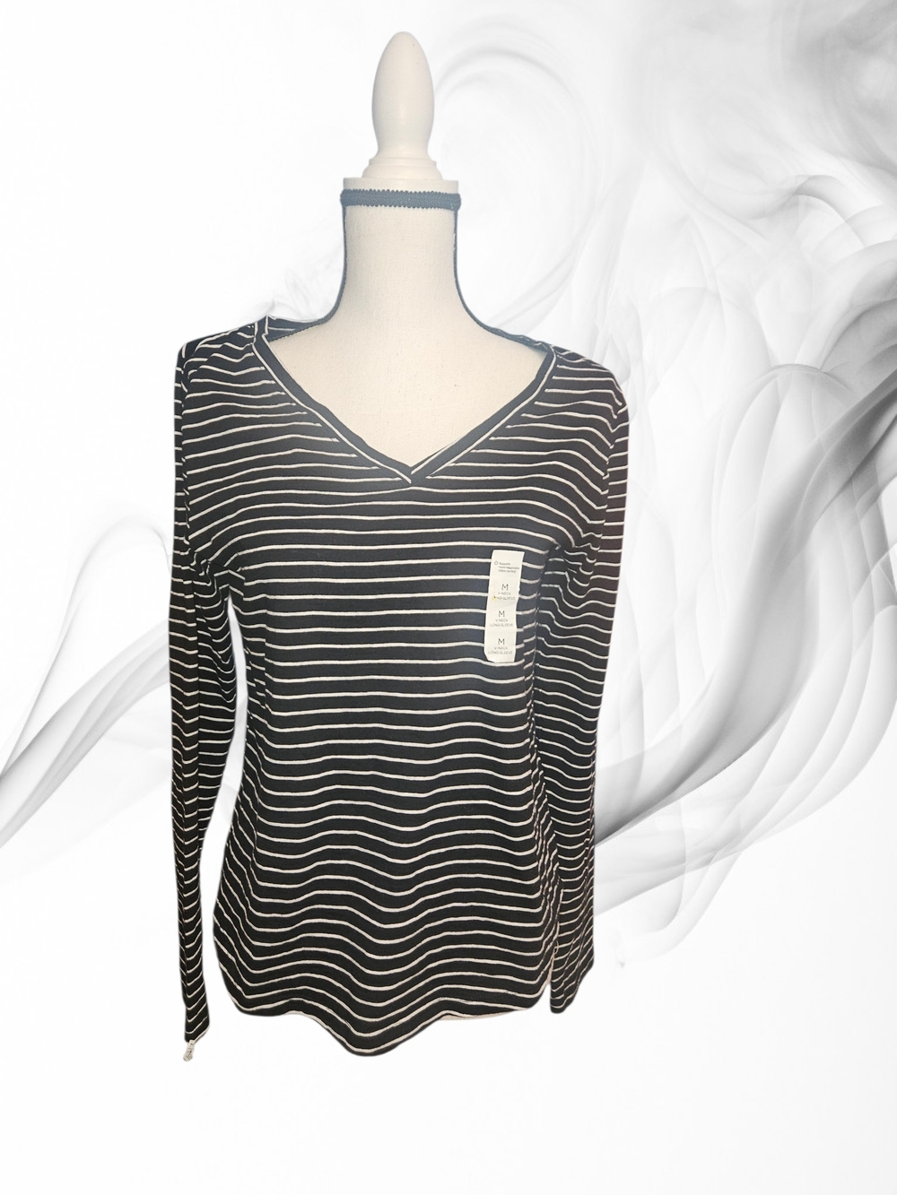 Striped V-Neck Long Sleeve Top in Black and White